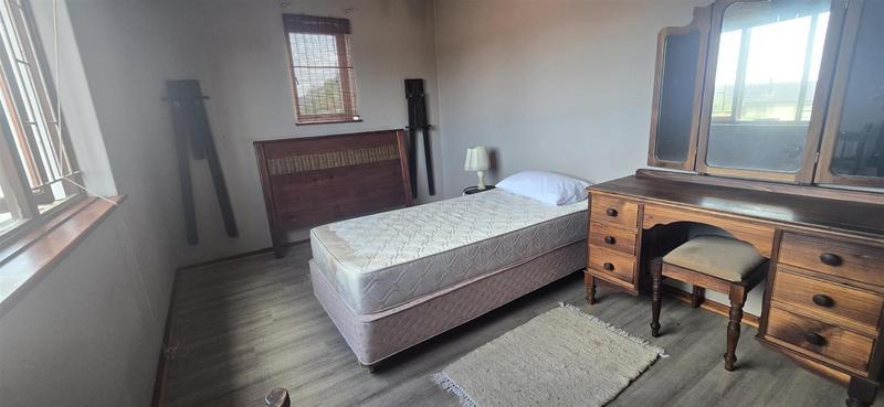 4 Bedroom Property for Sale in Outeniqua Strand Western Cape